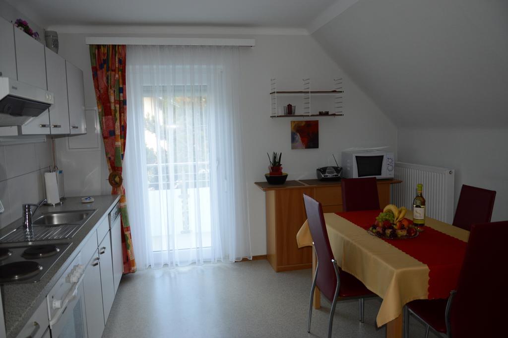 Haus Thon Apartment โบเดนสดอร์ฟ ห้อง รูปภาพ
