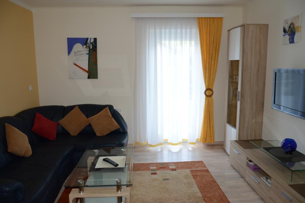 Haus Thon Apartment โบเดนสดอร์ฟ ห้อง รูปภาพ